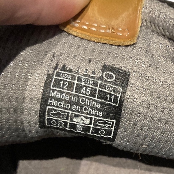 Aldo - Men’s Leather Deck Shoes - Picture 5 of 10